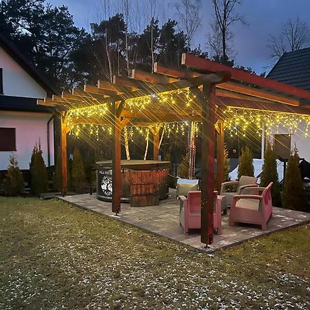 Willa Pod Debami Domek Nad Zalewem Chancza Z Balia Na Wylacznosc Rakow  Екстер'єр фото